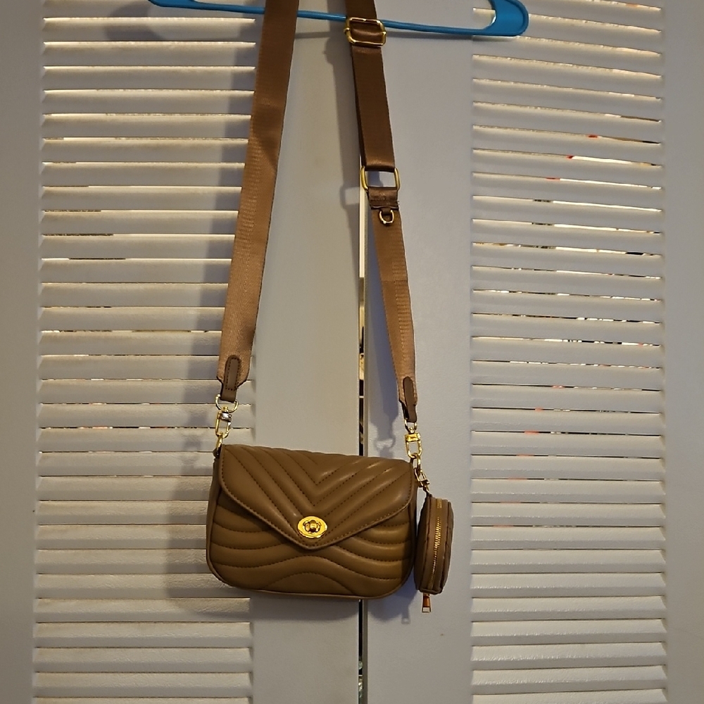 Elegant Brown Quilted Shoulder Bag